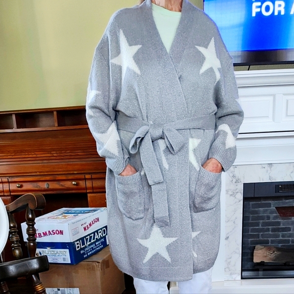 NWT Lane Bryant Gray w/ White Stars Cardigan, Size 18-20 #50 - Picture 6 of 9